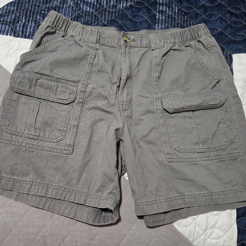 Men's Cargo Shorts Croft & Barrow brand Size 38